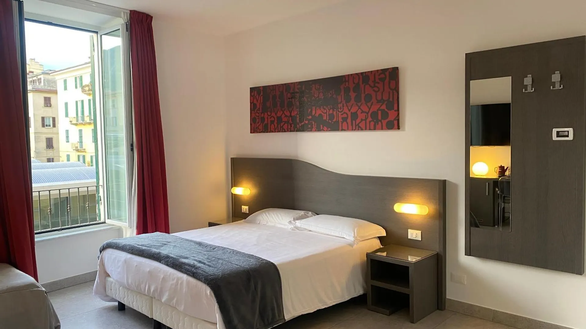 54 Rosselli Rooms La Spezia Pensjonat