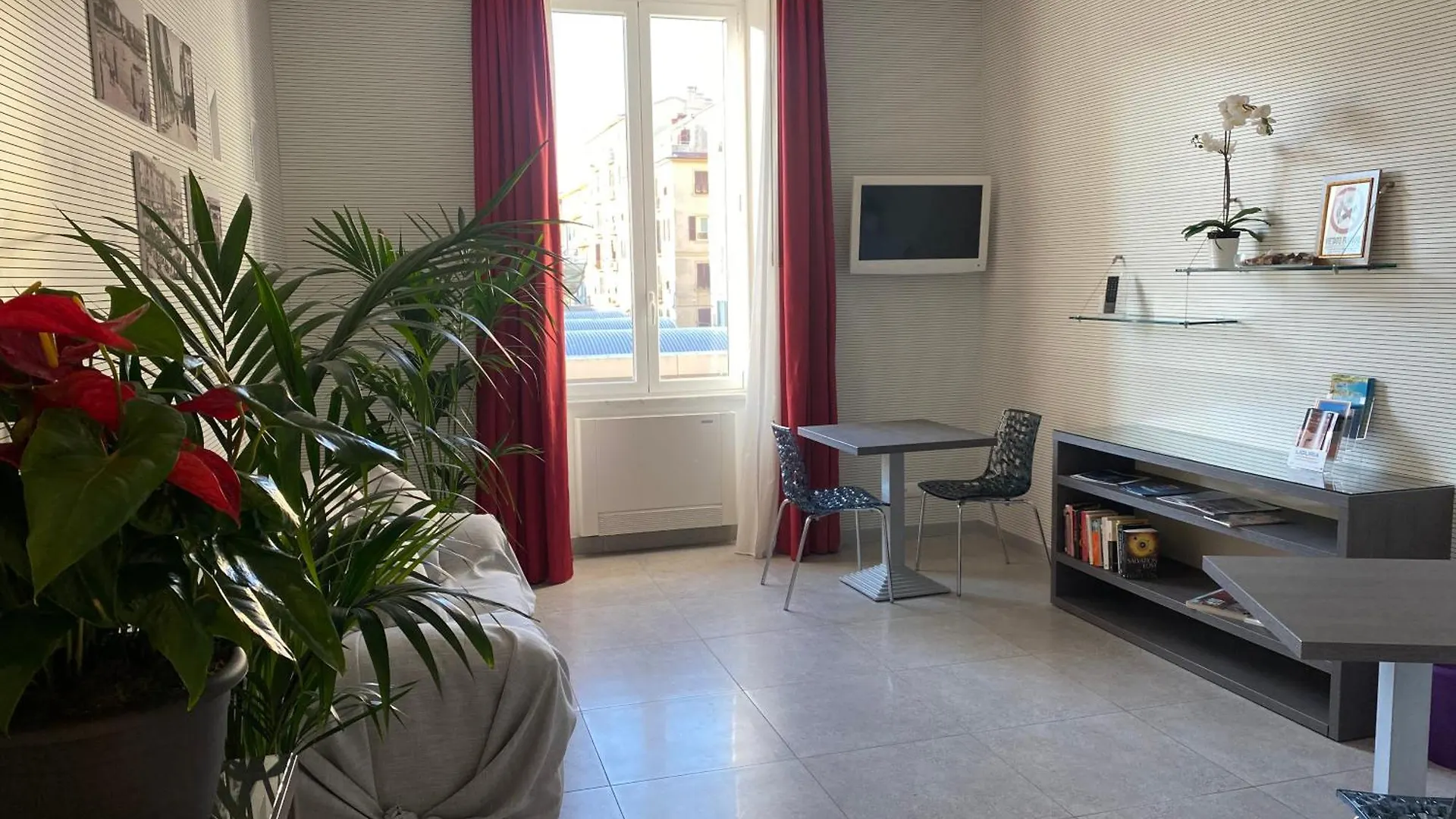 54 Rosselli Rooms La Spezia